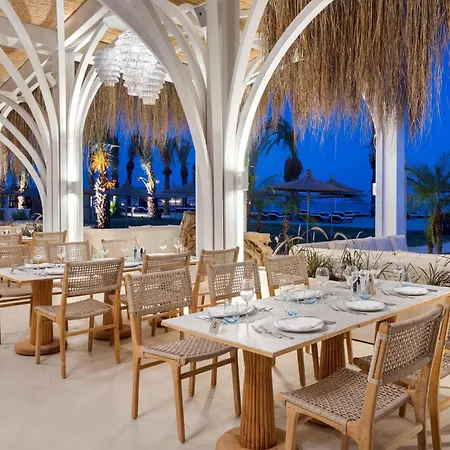 Cullinan Semesteranläggning (resort)